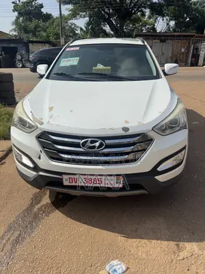 Hyundai Santa Fe 2014 White