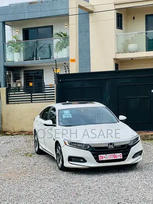 Honda Accord Touring 2.0T 2018 White