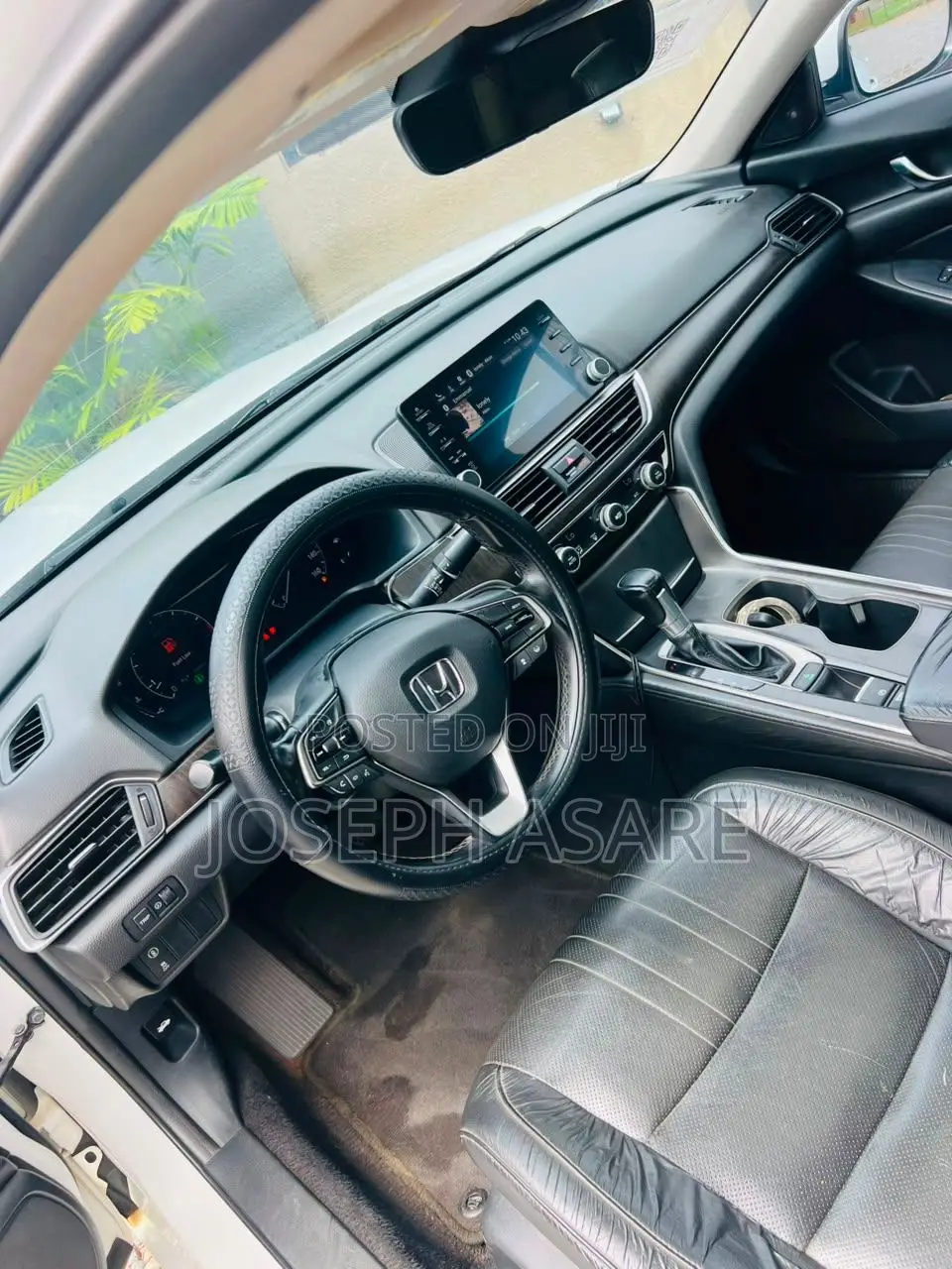 Honda Accord Touring 2.0T 2018 White