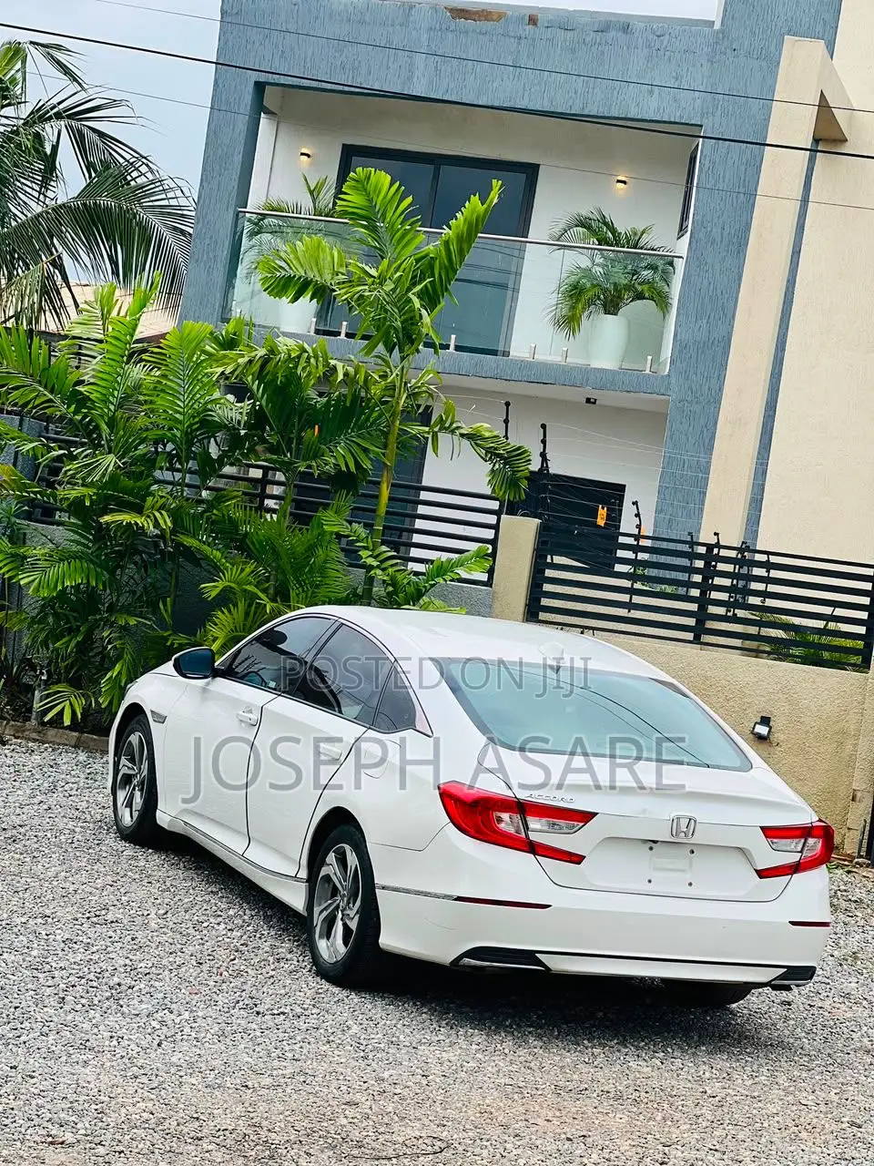 Honda Accord Touring 2.0T 2018 White