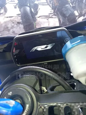 Yamaha R1 2025 Blue