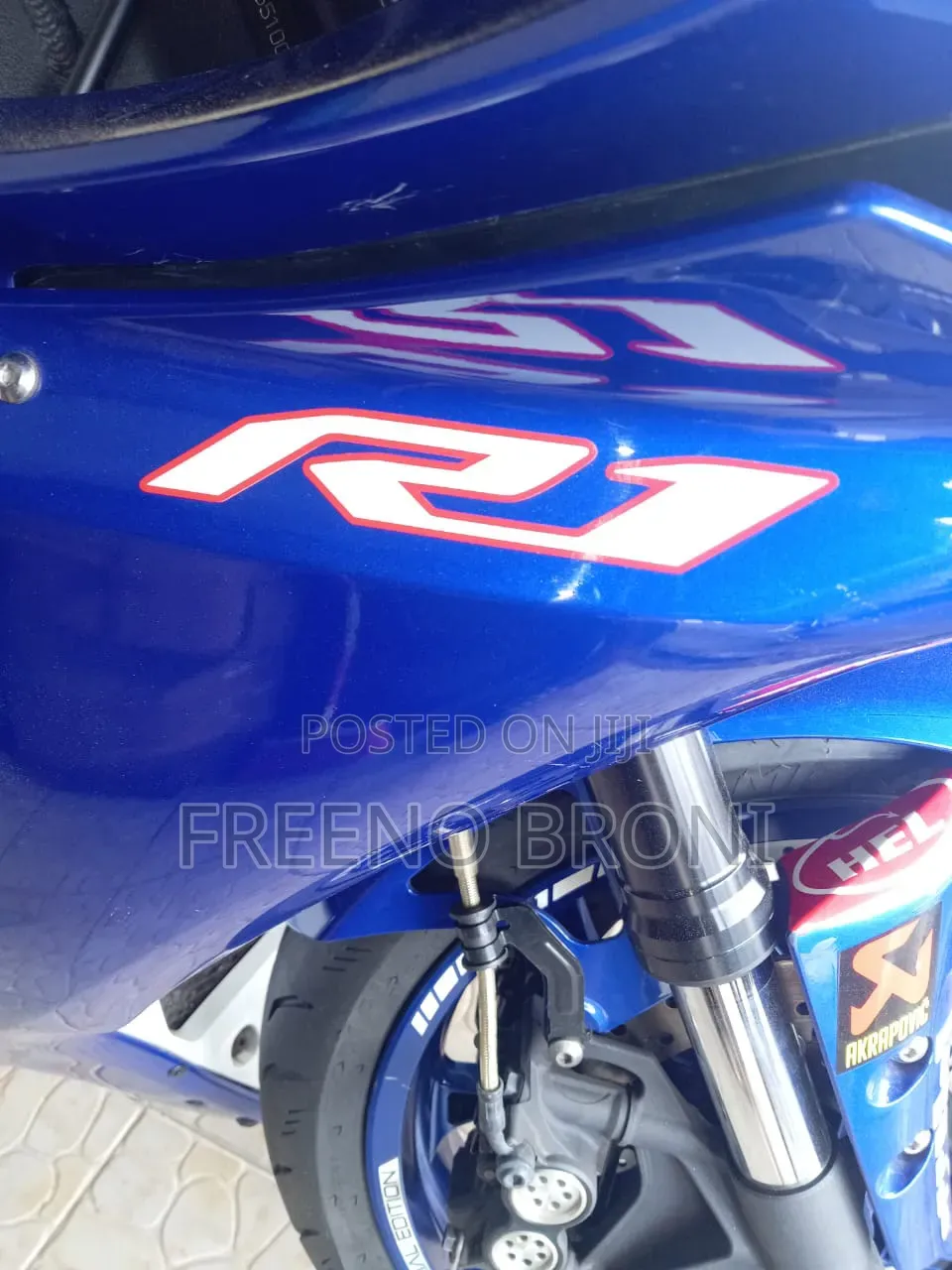Yamaha R1 2025 Blue