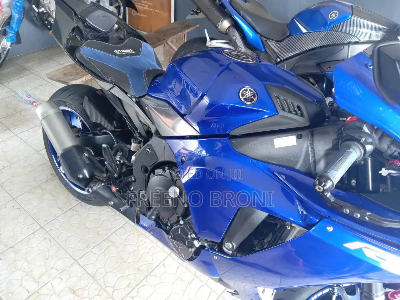 Yamaha R1 2025 Blue