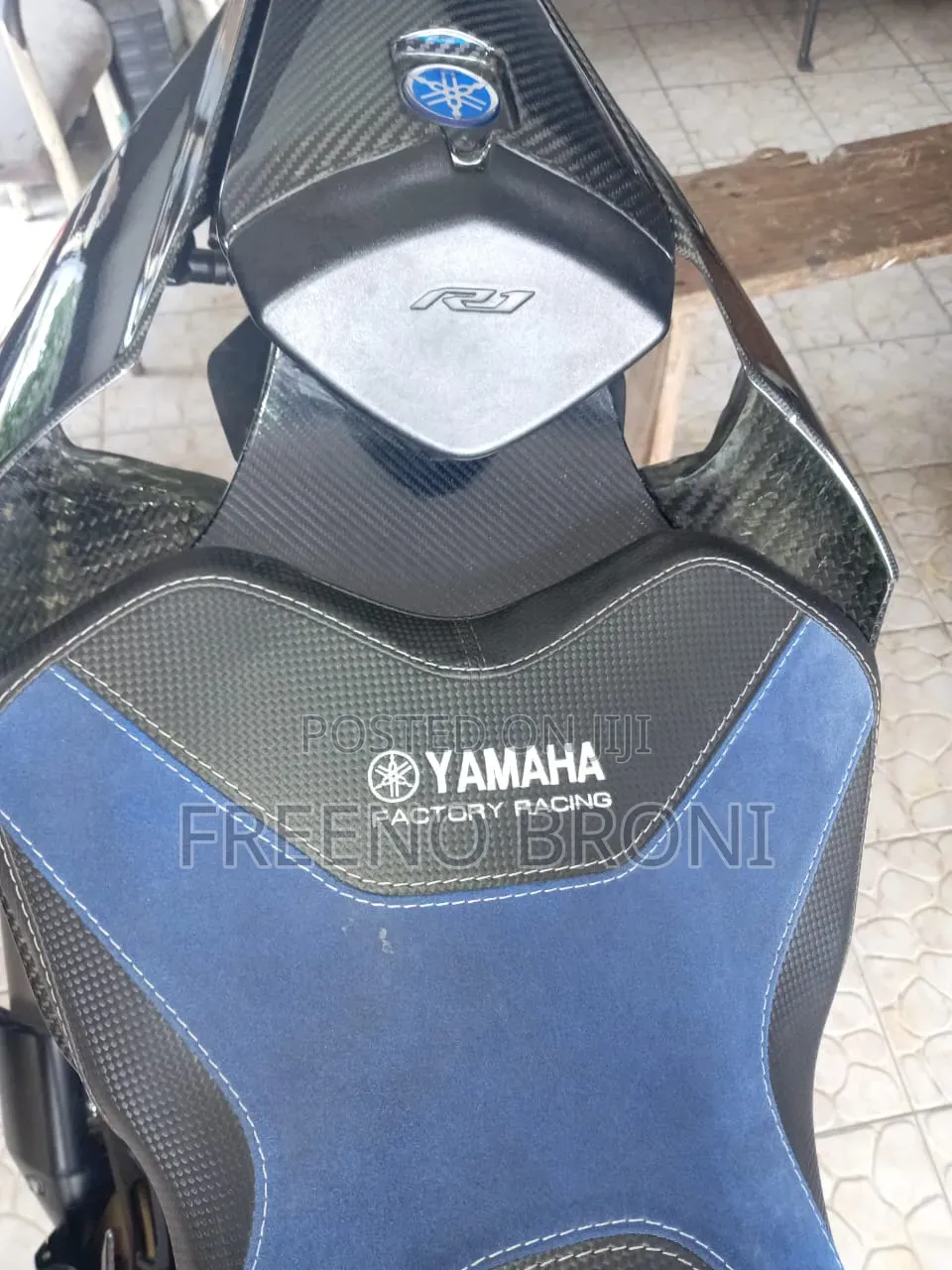 Yamaha R1 2025 Blue