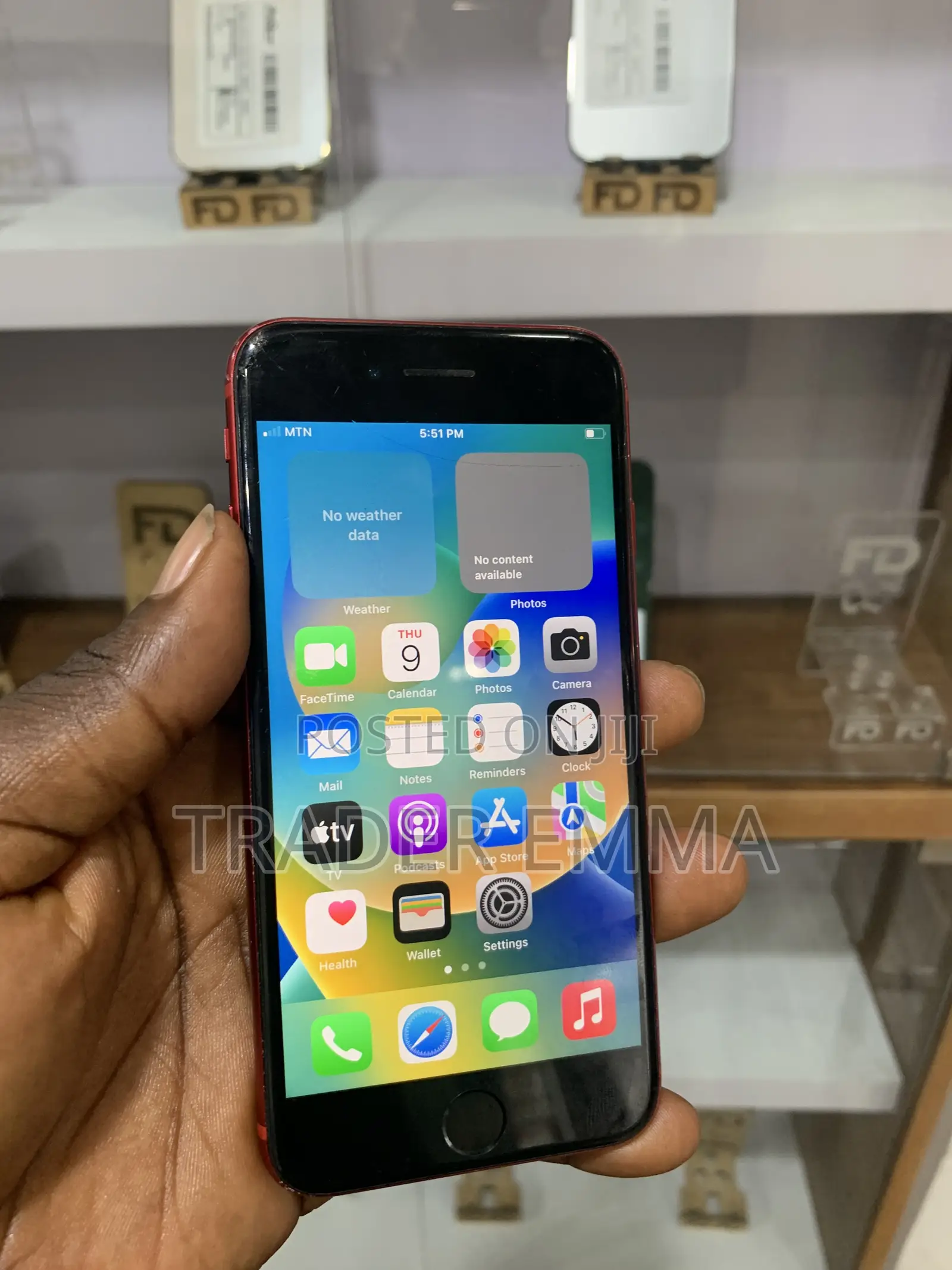 Apple iPhone 8 64 GB Red