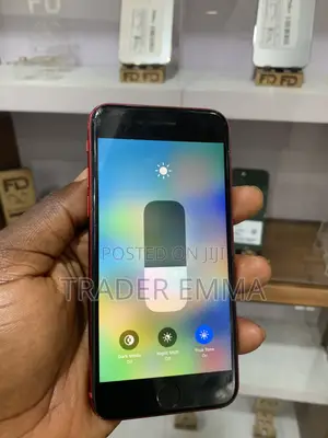 Apple iPhone 8 64 GB Red