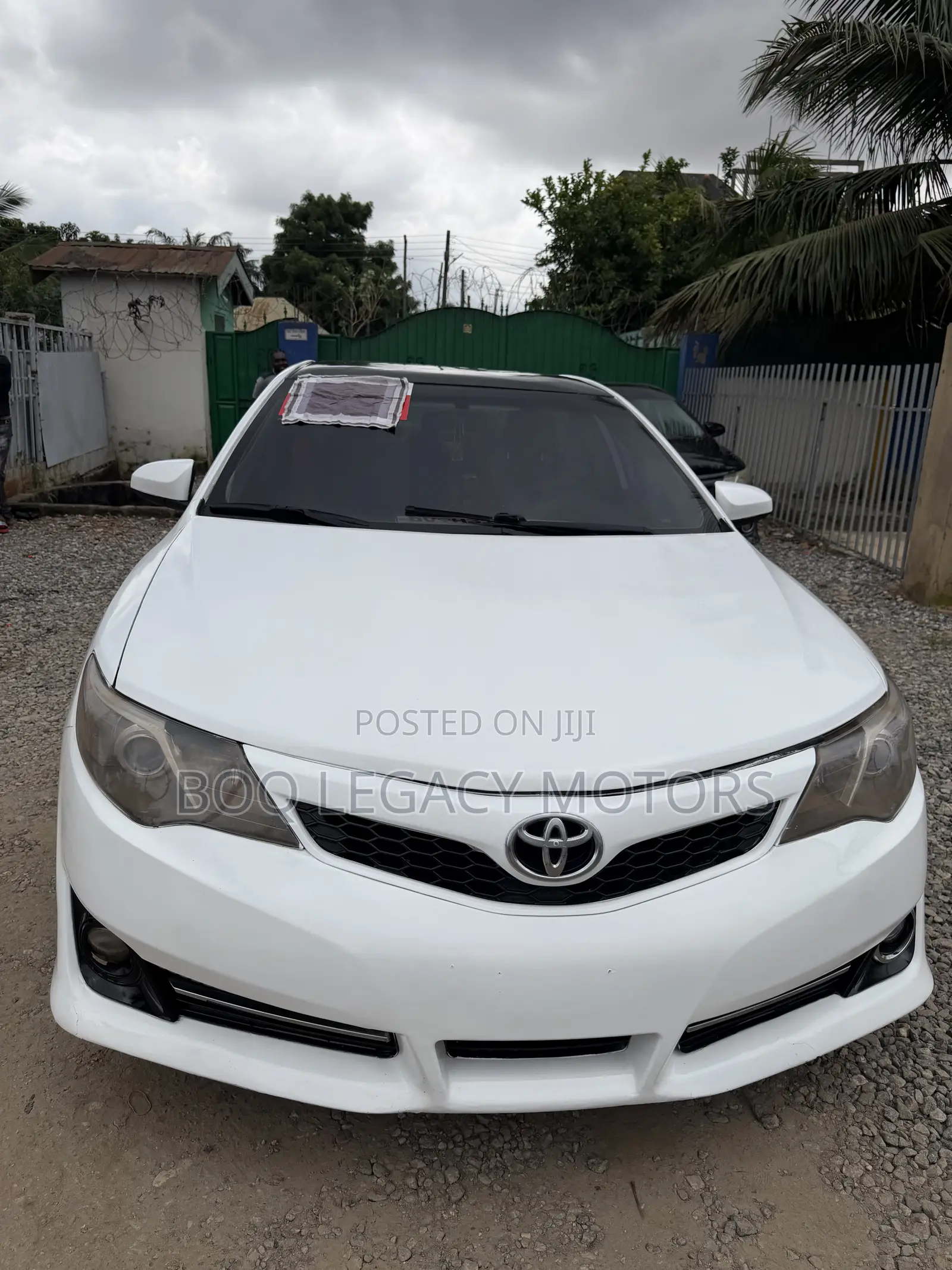 Toyota Camry 2014 White