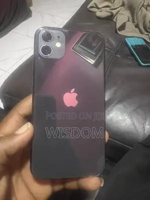 Apple iPhone 11 64 GB Black