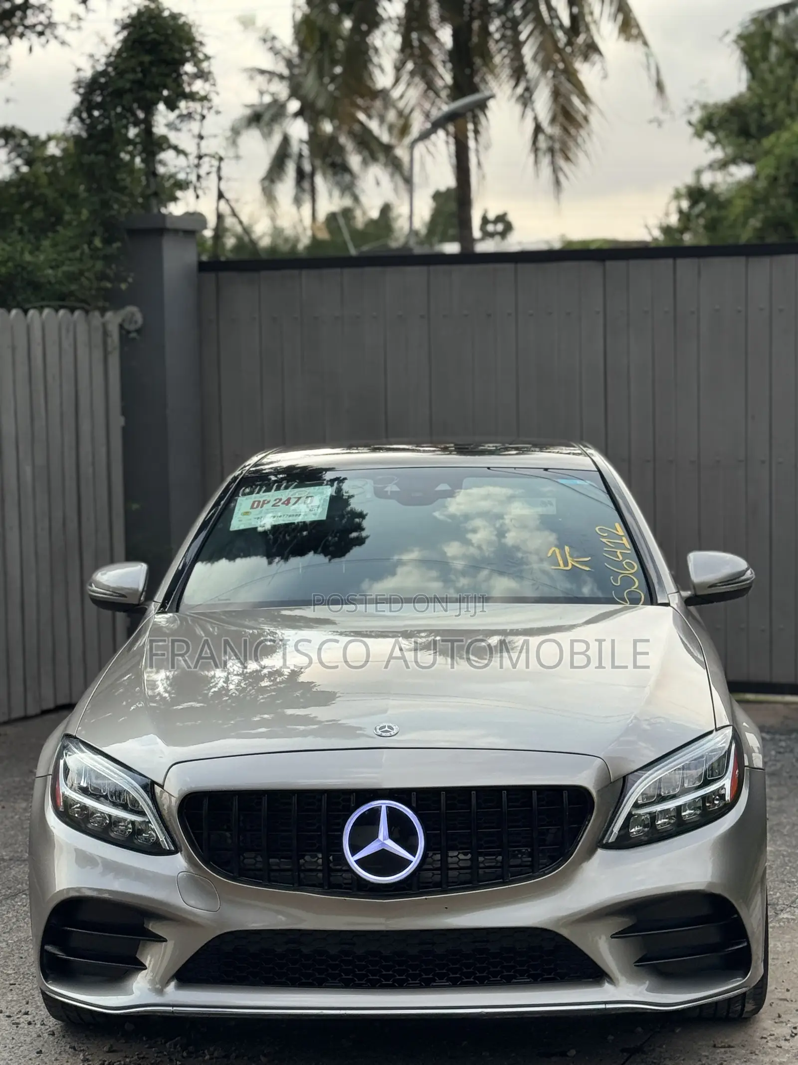 Mercedes-Benz C300 2020 Gold