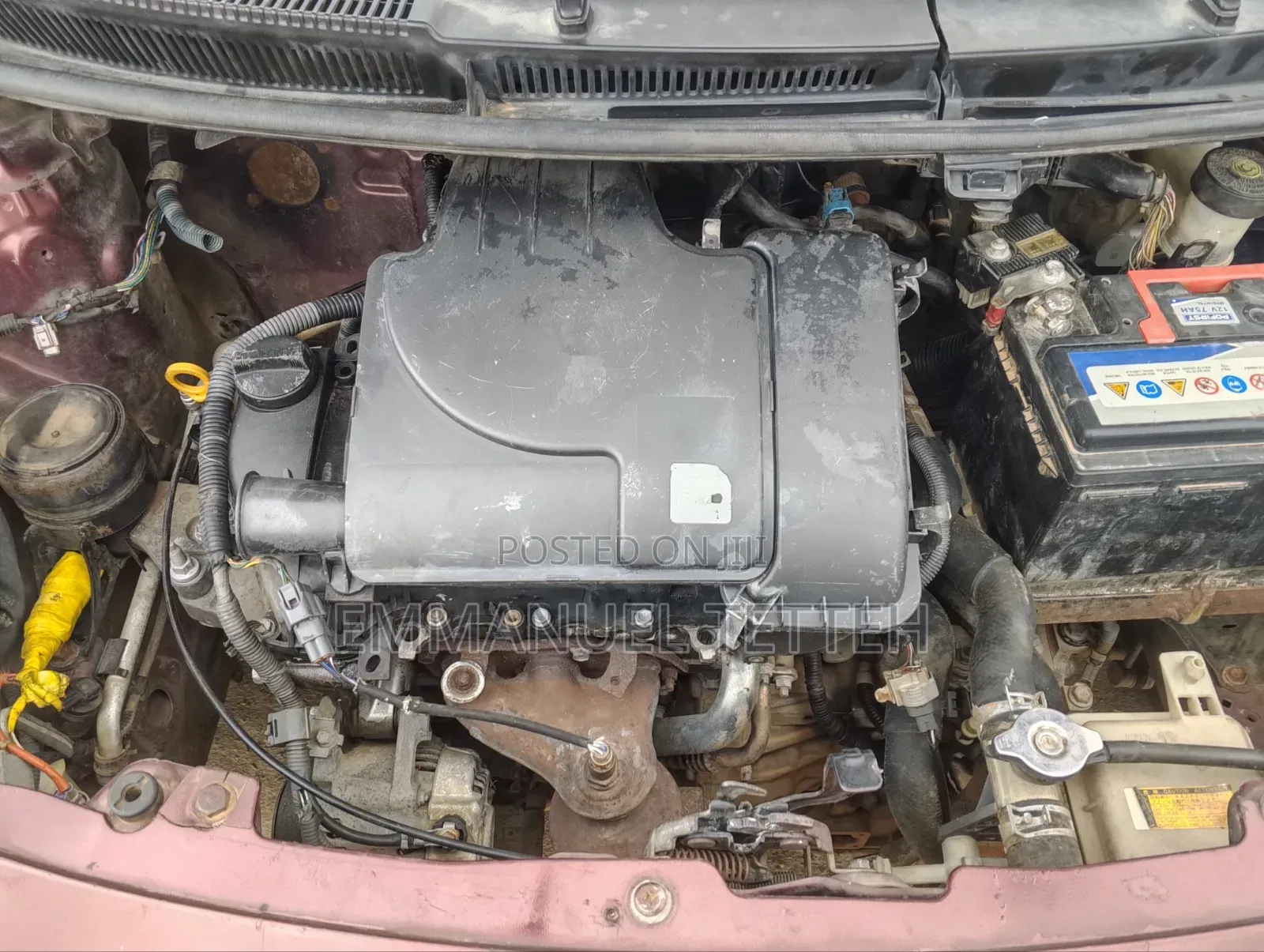 Toyota Vitz 1.0 FWD 5dr 2010 Brown