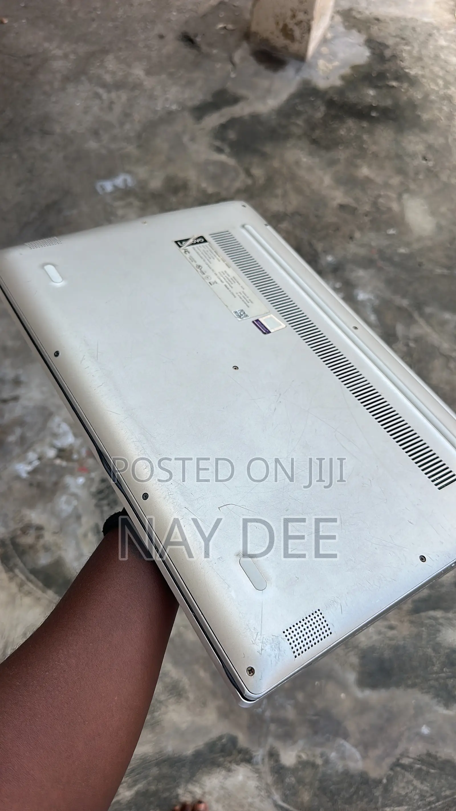 Laptop Lenovo IdeaPad 320S 4GB Intel Core i5 SSD 500GB