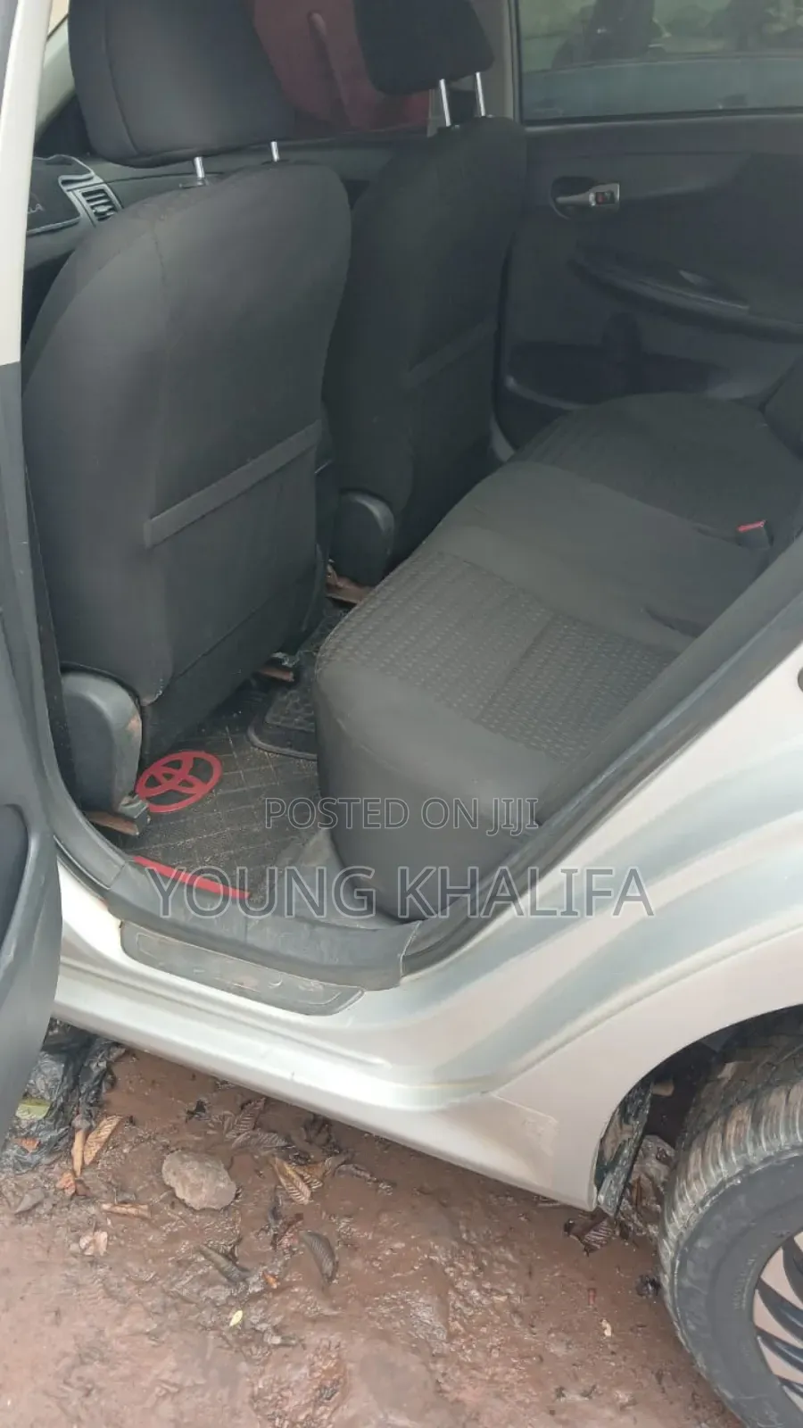 Toyota Corolla 2010 Silver