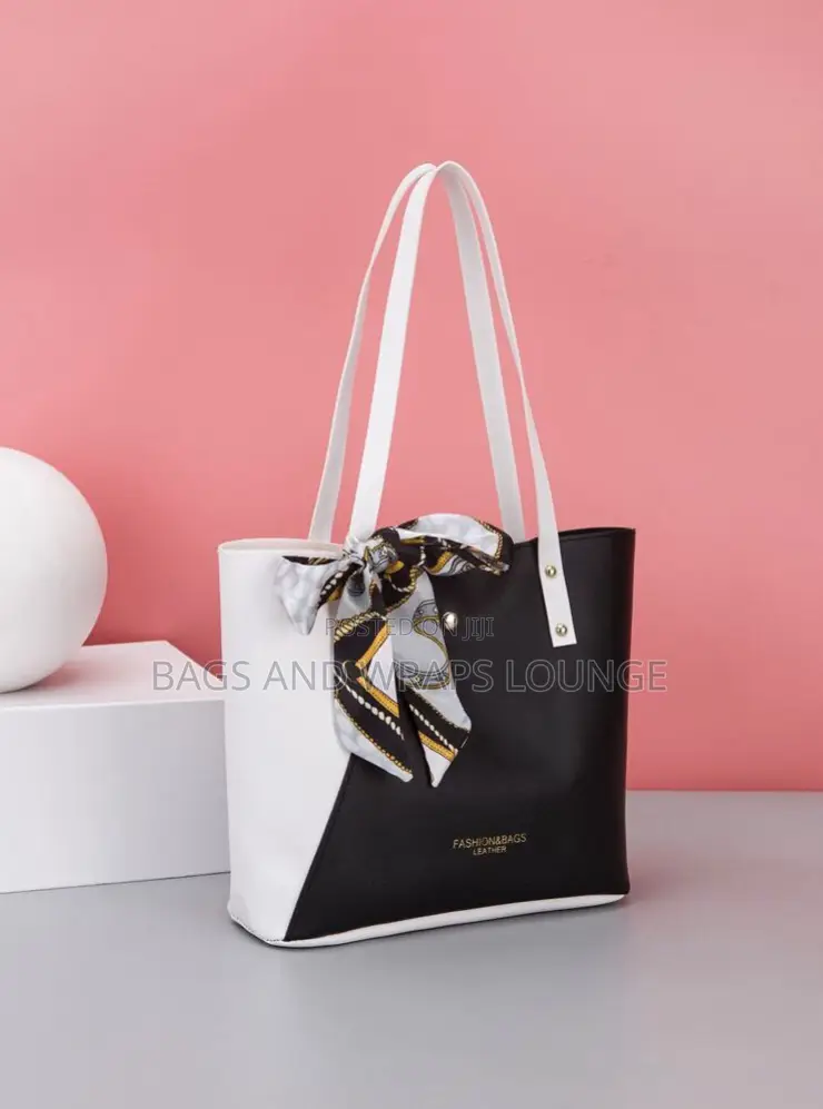 Bags and Wraps Lounge