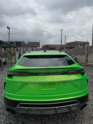 Lamborghini Urus 2021 Green