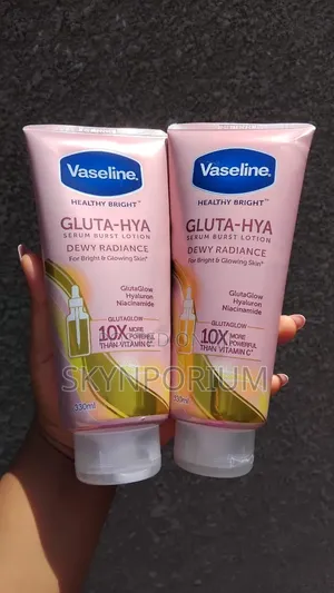 Vaseline Gluta Hya Dewy Radiance Lotion
