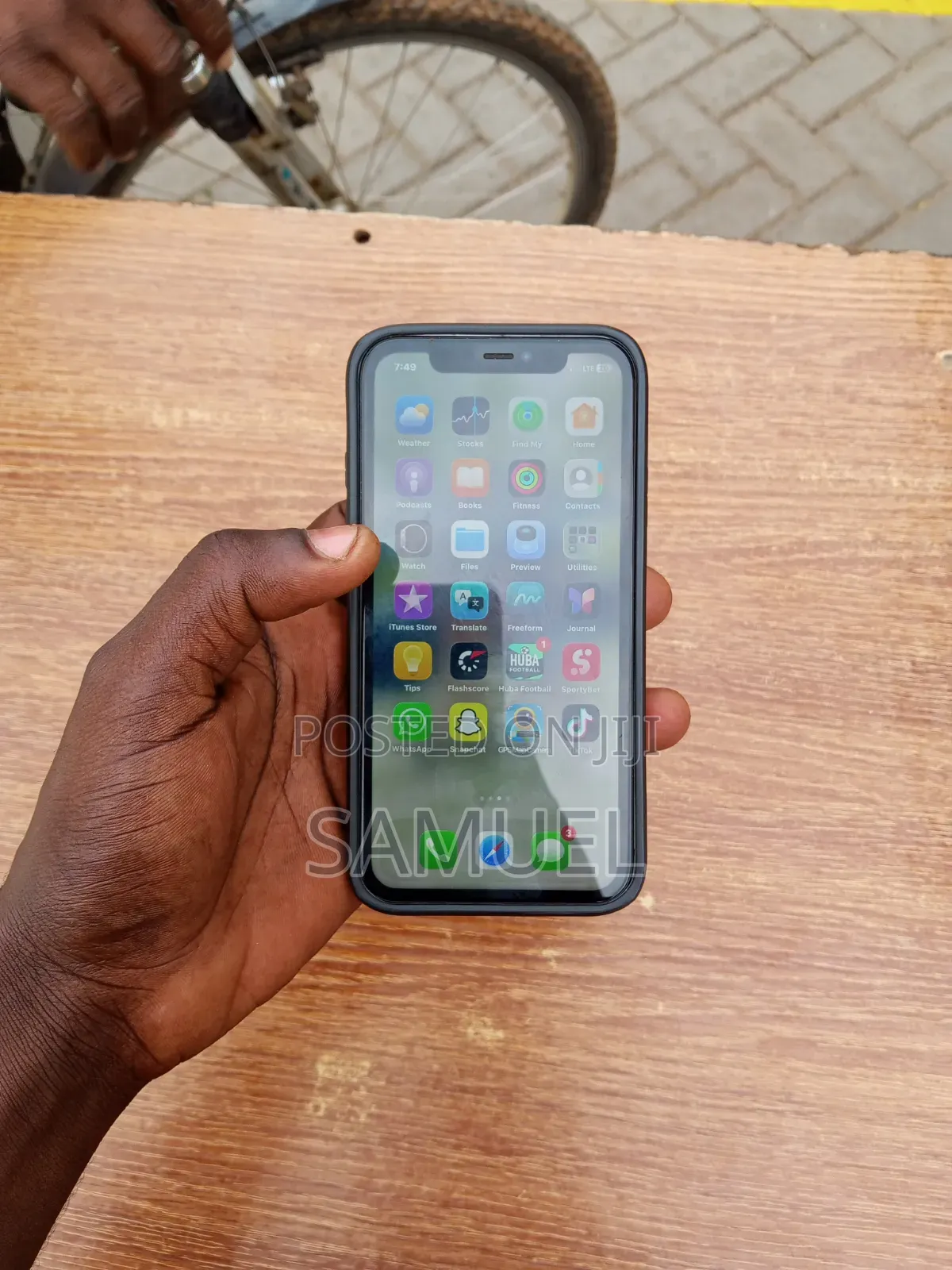Apple iPhone 11 64 GB Black