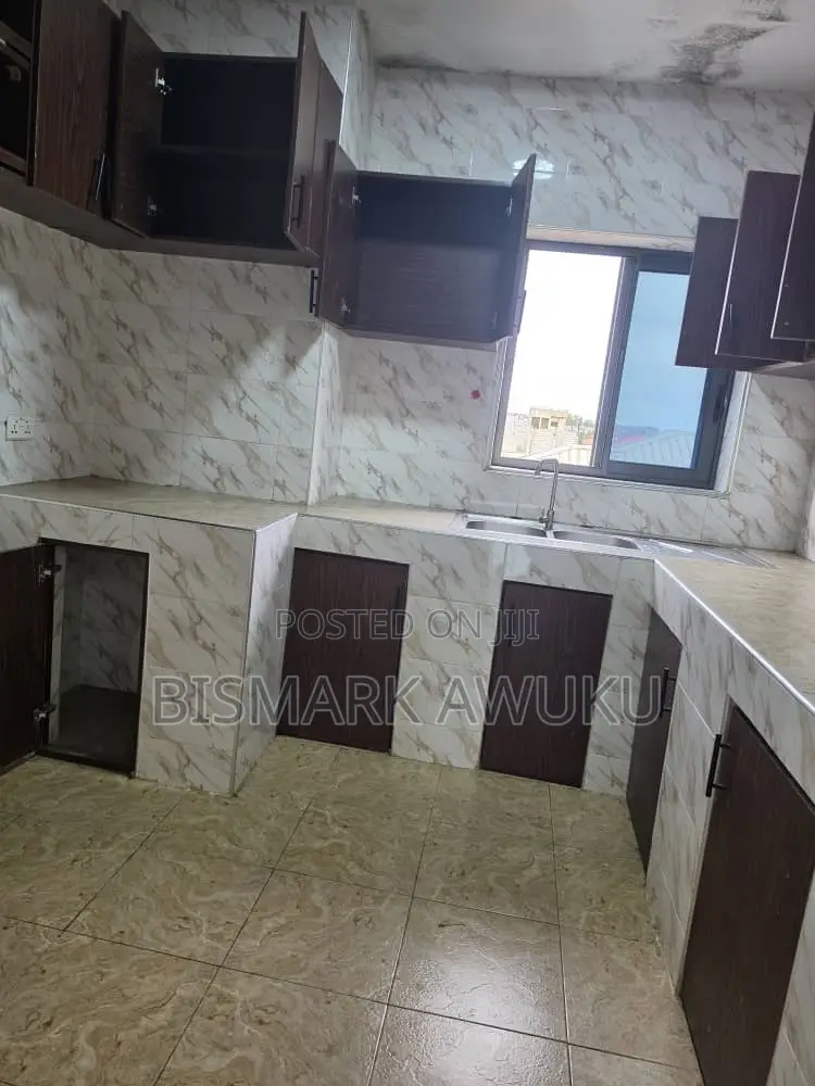 2bdrm Apartment in East Legon for rent