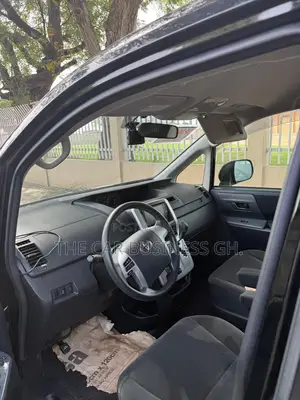 Toyota Voxy 2012 Black