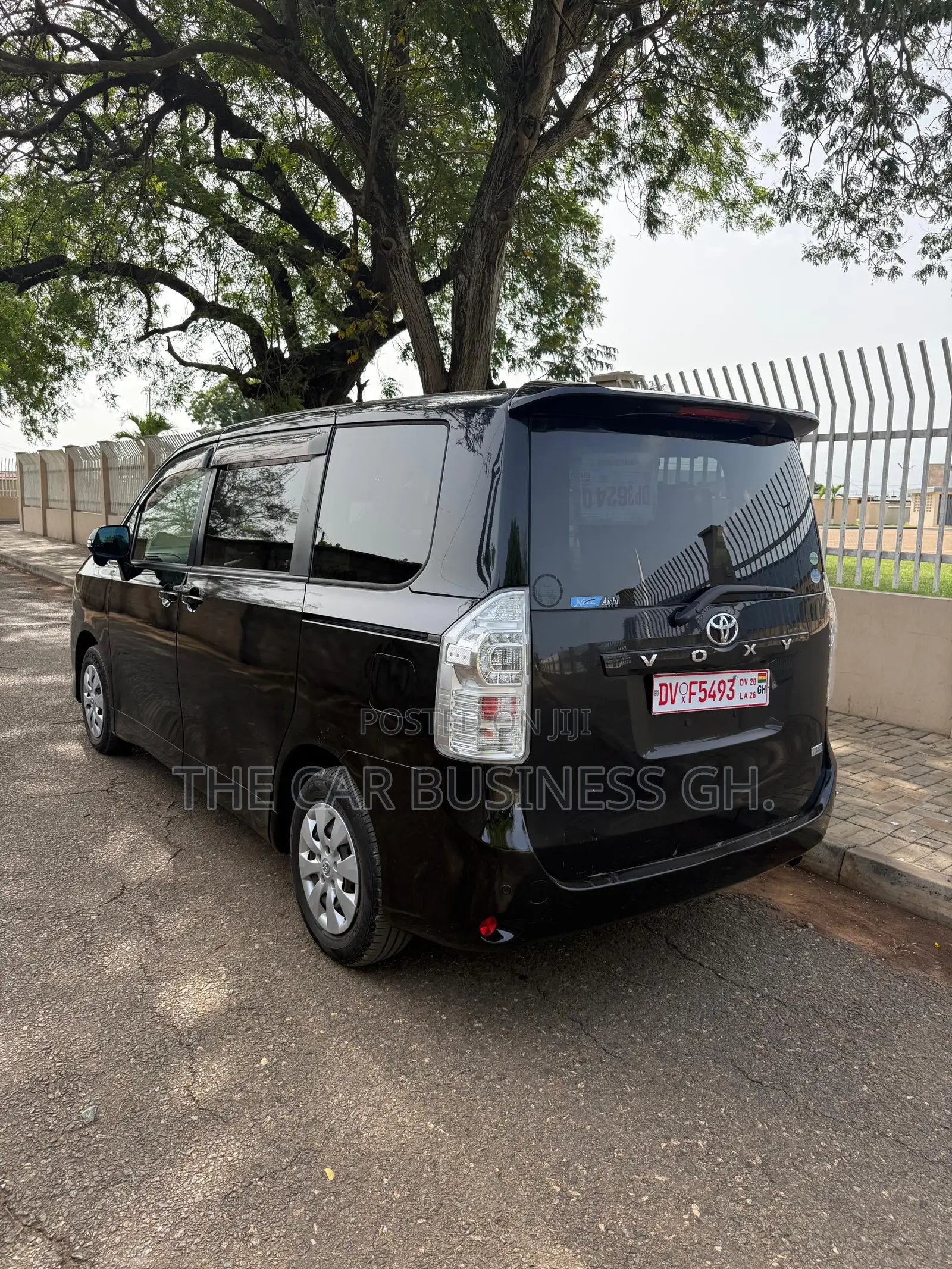 Toyota Voxy 2012 Black