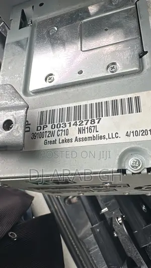 Honda Cr-v/Civic 2016-2018 Factory Radio With Rear Monitor - Clarion