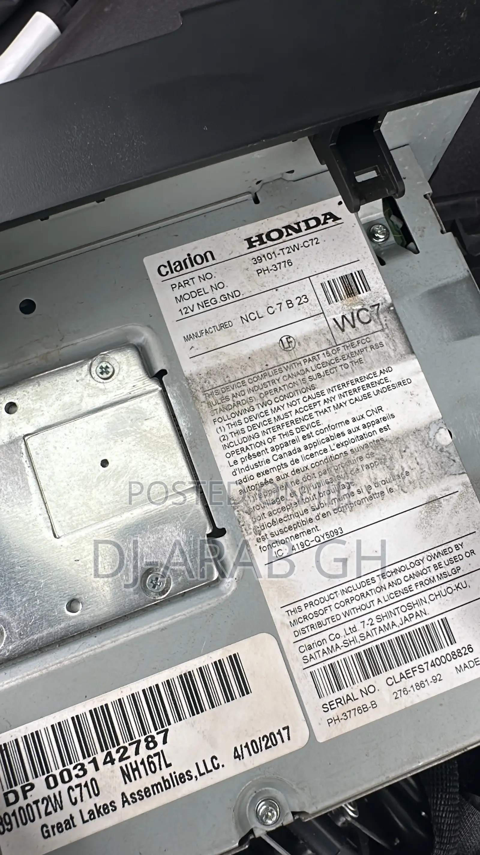 Honda Cr-v/Civic 2016-2018 Factory Radio With Rear Monitor - Clarion