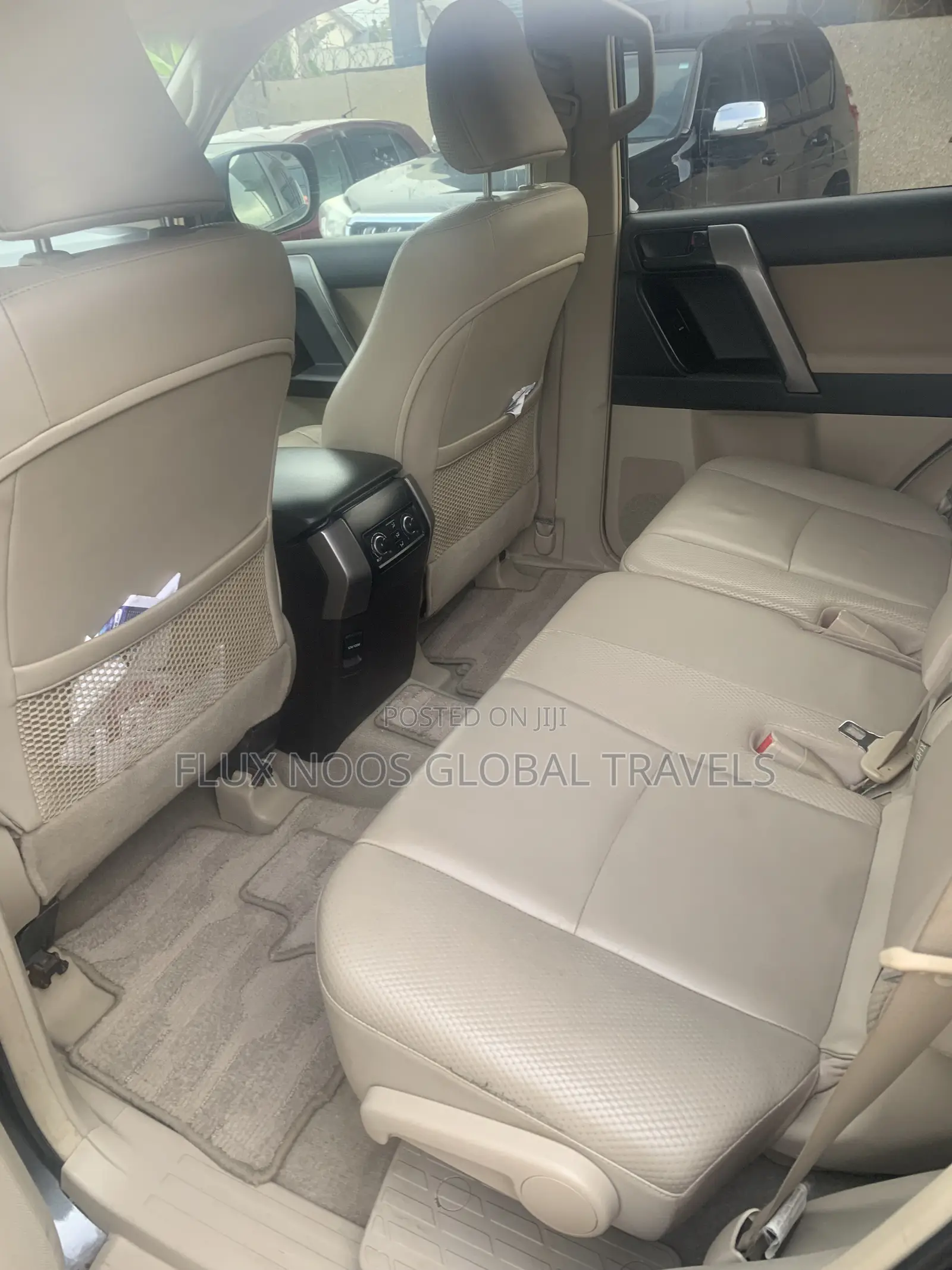 Toyota Land Cruiser Prado 2011 Gray