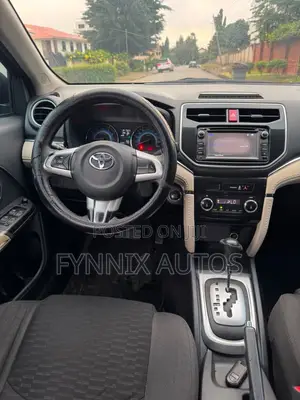 Toyota Rush 1.5 AWD 2018 Black