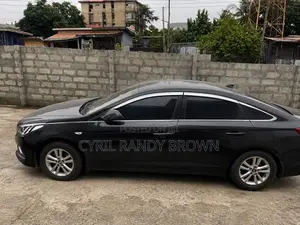 Hyundai Sonata Sport 2.0T Sedan FWD (2.0L 4cyl 6A) 2017 Black