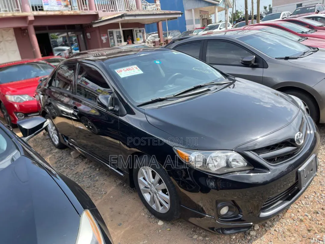 Toyota Corolla 2013 Blue