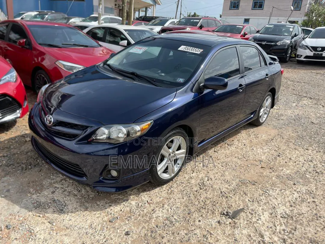 Toyota Corolla 2013 Blue