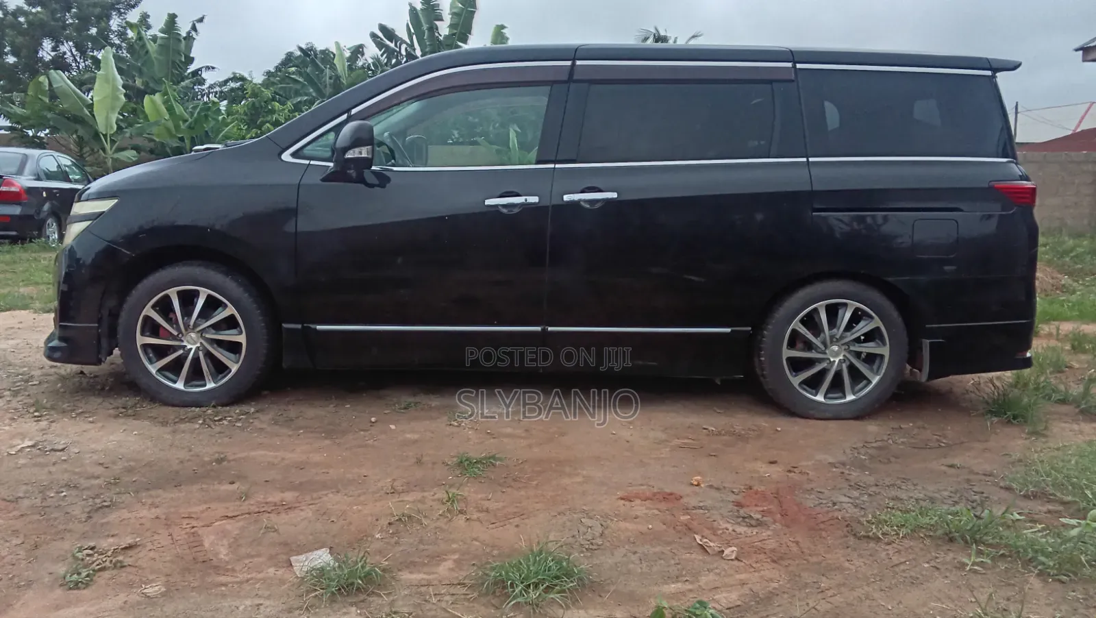 Nissan Elgrand 2012 Black