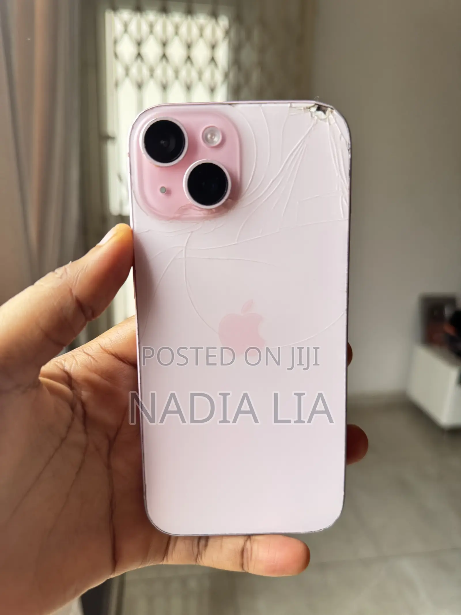 Apple iPhone 15 128 GB Pink