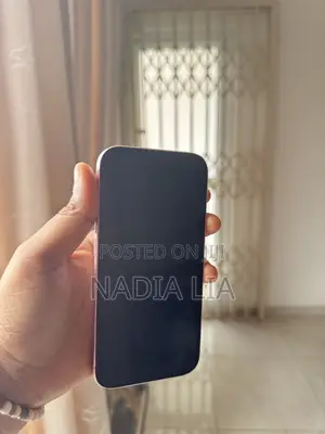 Apple iPhone 15 128 GB Pink