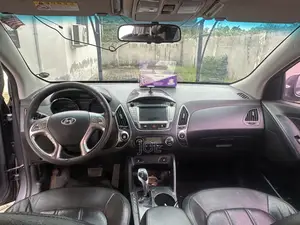 Hyundai Tucson Limited AWD 2011 Gray