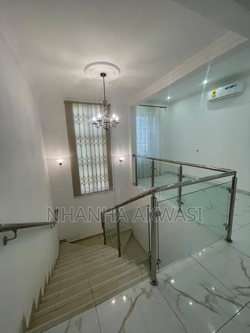 3bdrm House in Spintex, Sakumono for rent