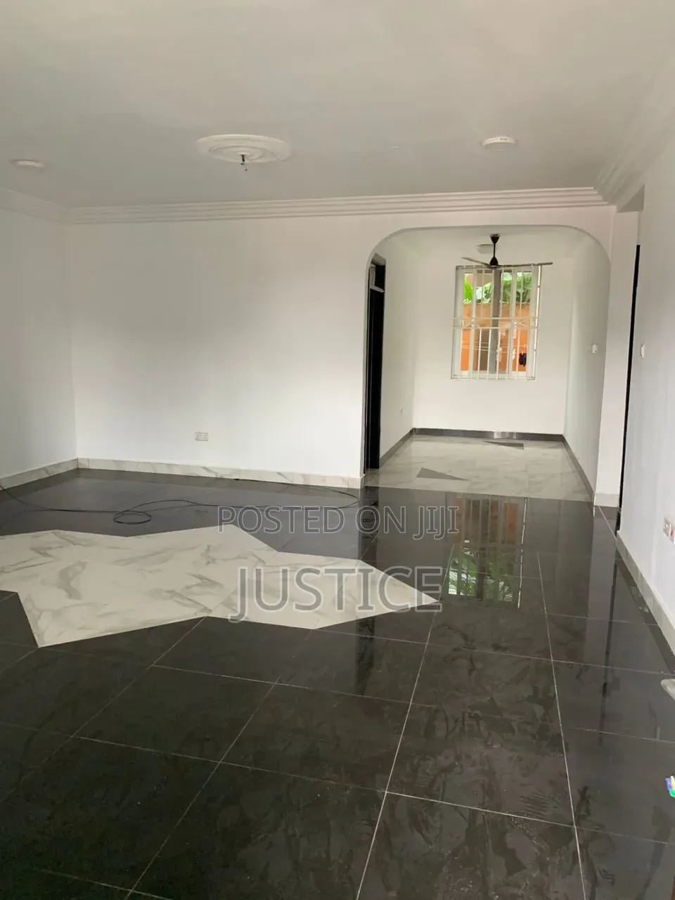 1000sqm Capacity Warehouse West Legon