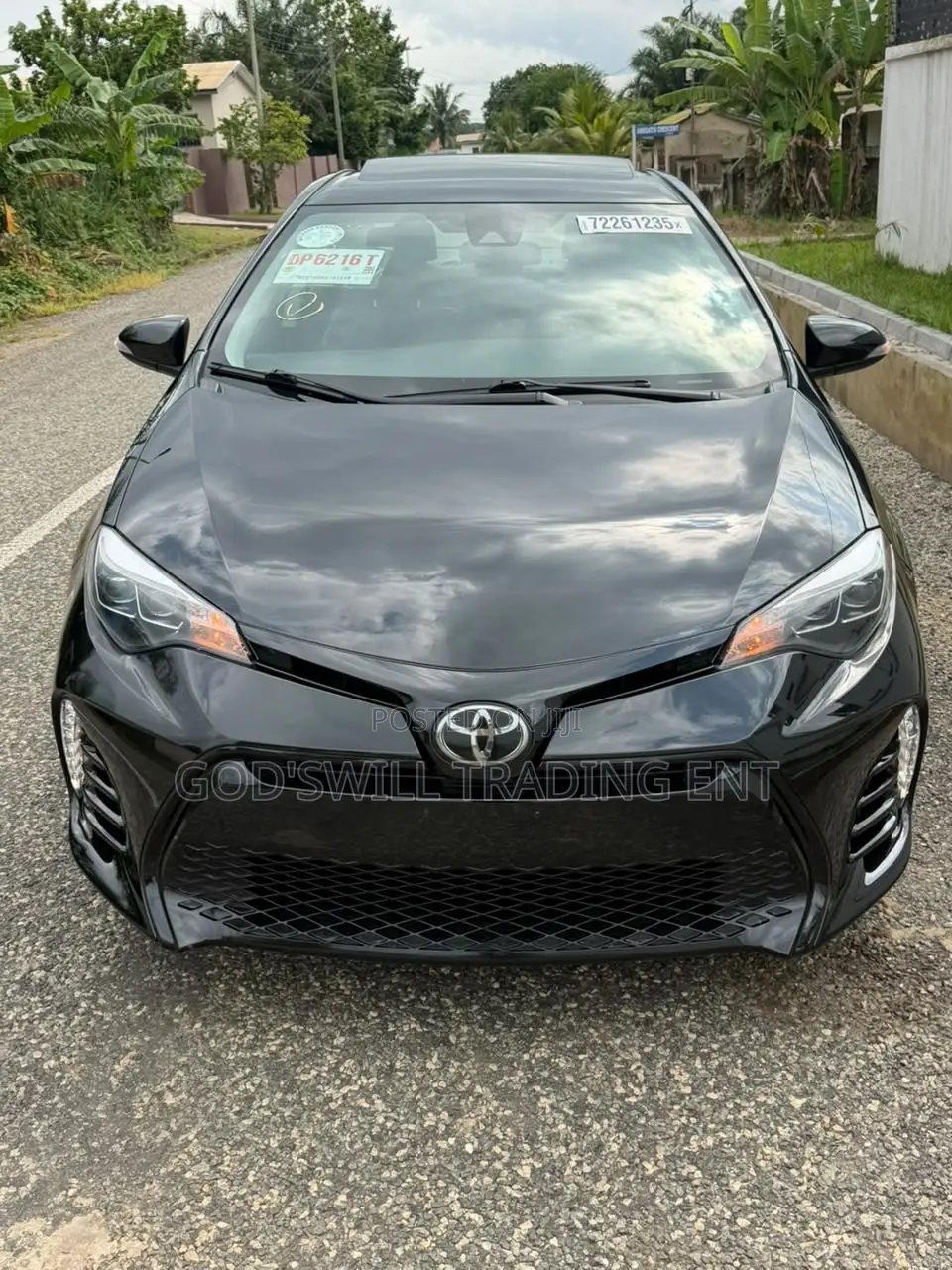 Toyota Corolla XSE 4dr Sedan (1.8L 4cyl CVT) 2017