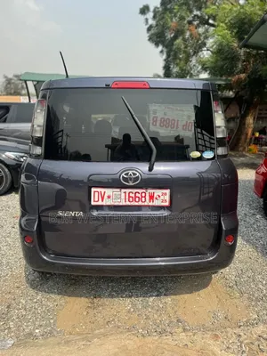 Toyota Sienta 2013 Matt Black