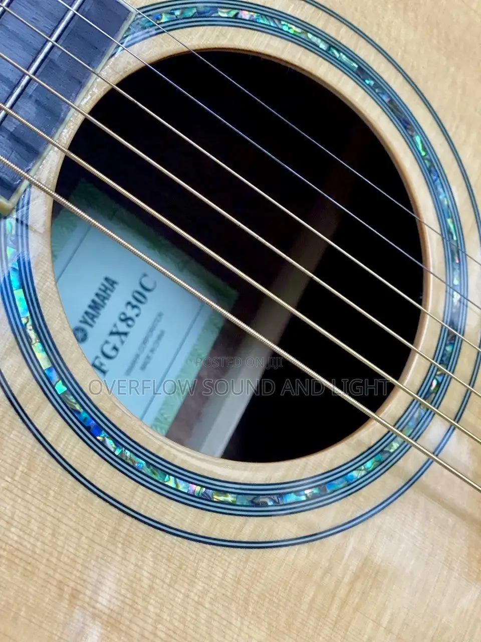 Yamaha Fgx830c Acoustic-Electric Guitar