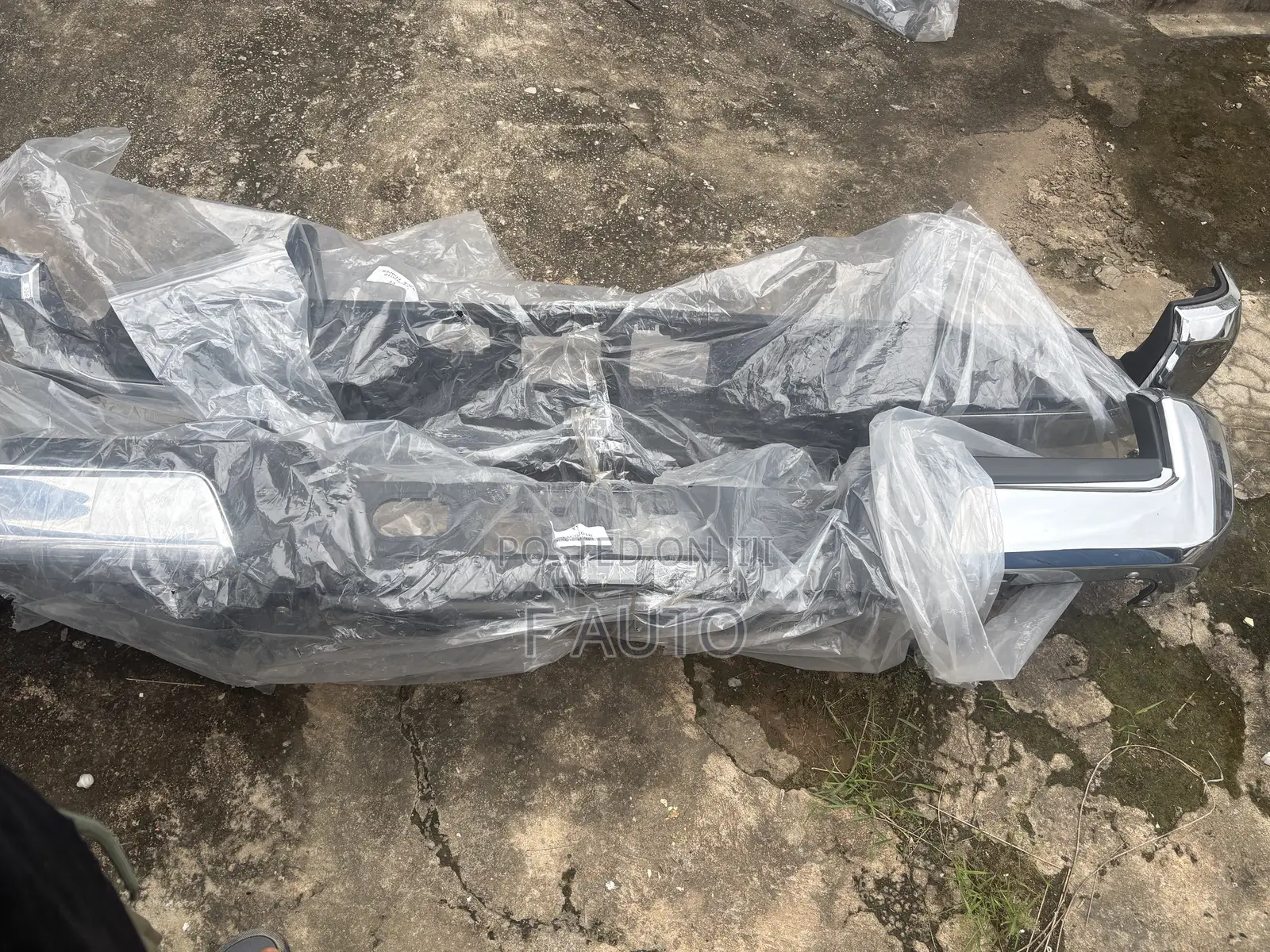 Toyota Tacoma 2016,2017,2018,2019,2020 Back Bumper