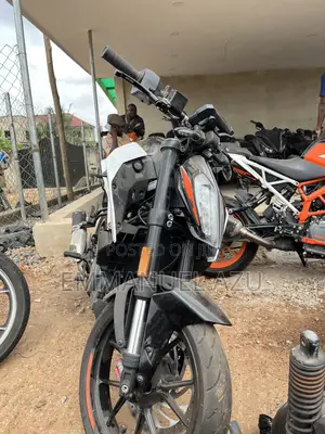 KTM 2021 White