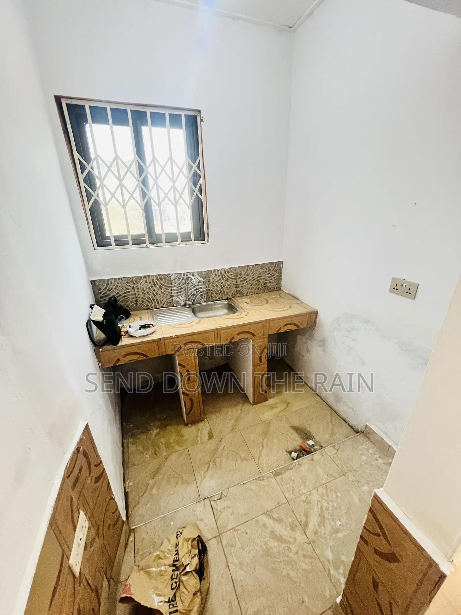 Studio Apartment in Lake Side Estate for rent