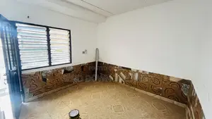 Studio Apartment in Lake Side Estate for rent