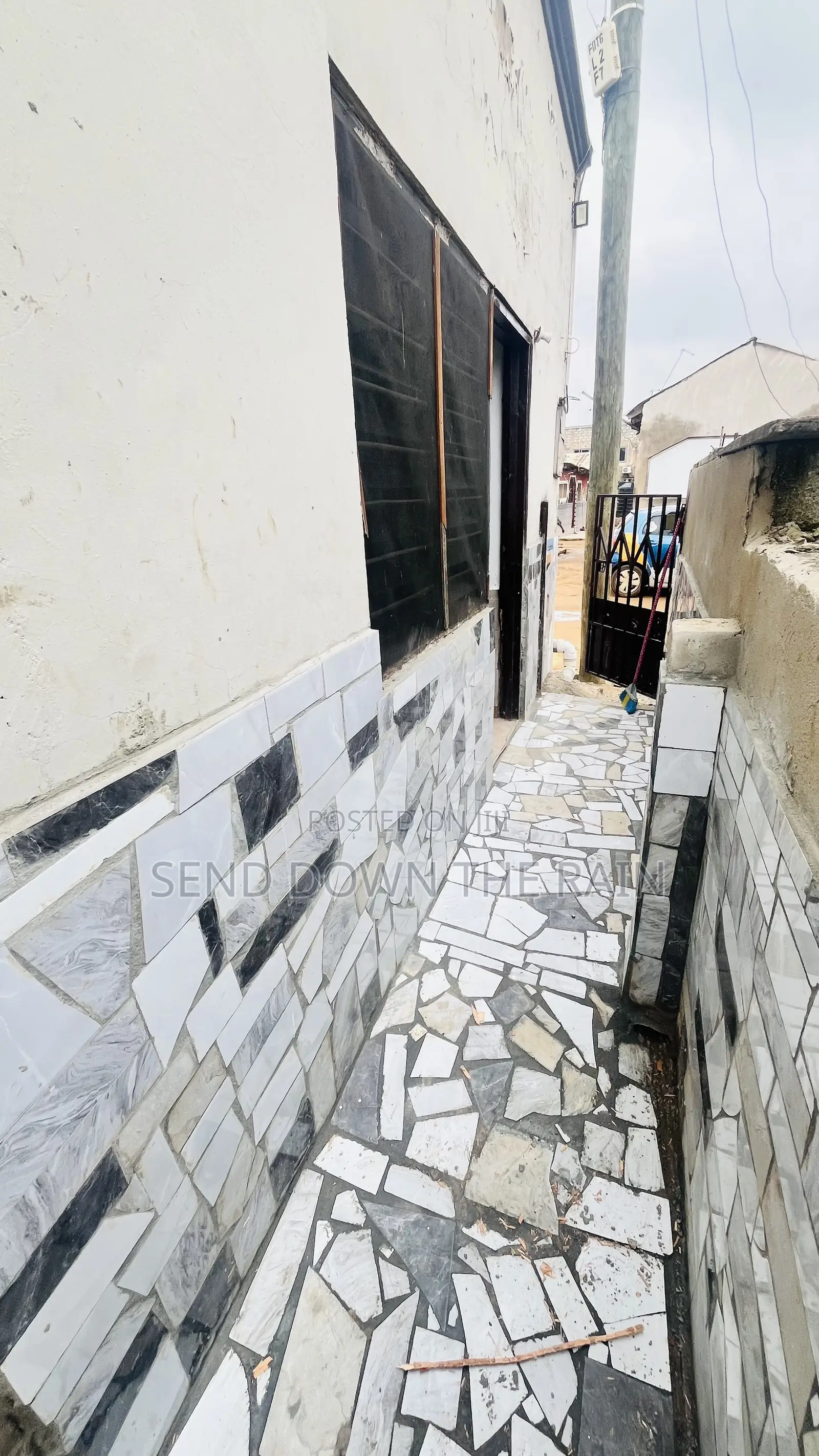 Studio Apartment in Lake Side Estate for rent