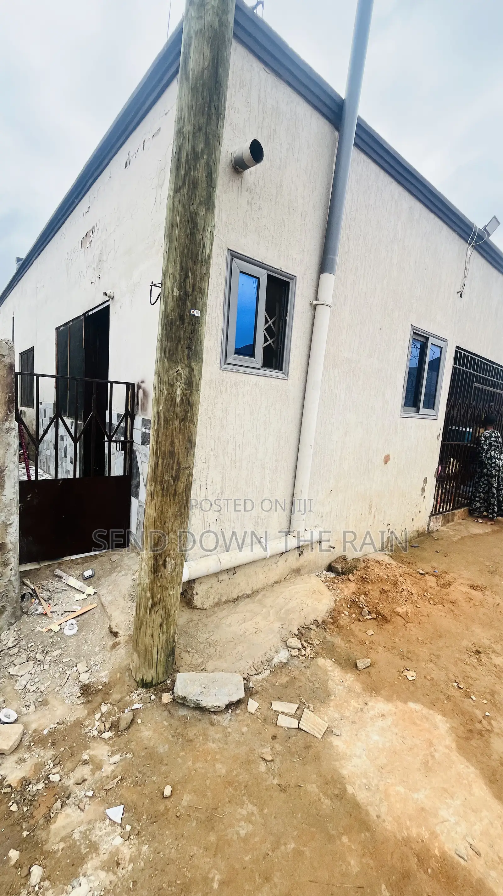 Studio Apartment in Lake Side Estate for rent