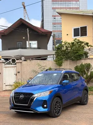 Nissan Kicks SV 2023 Blue