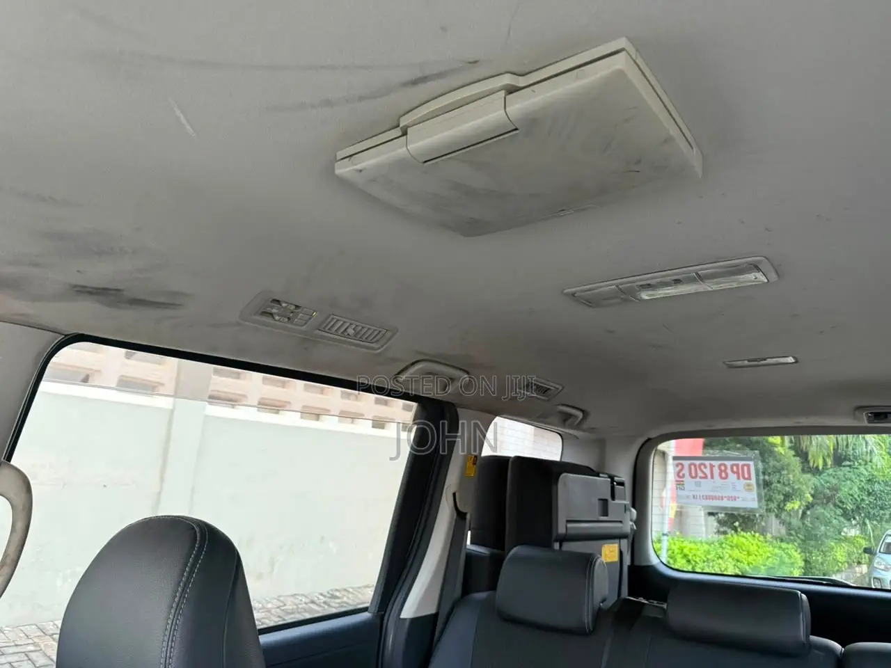 Toyota Voxy X L Edition 4WD 8-Seater 2013 Black