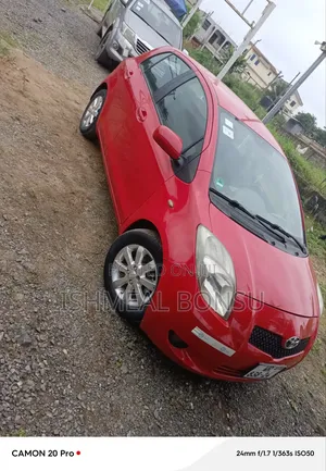 Toyota Yaris 2010 Red
