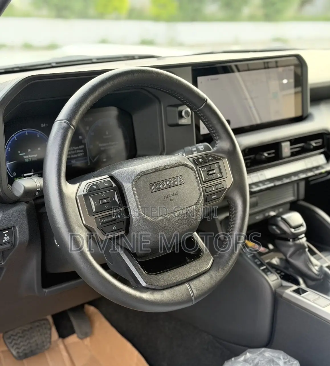 Toyota Land Cruiser First Edition 2026 White