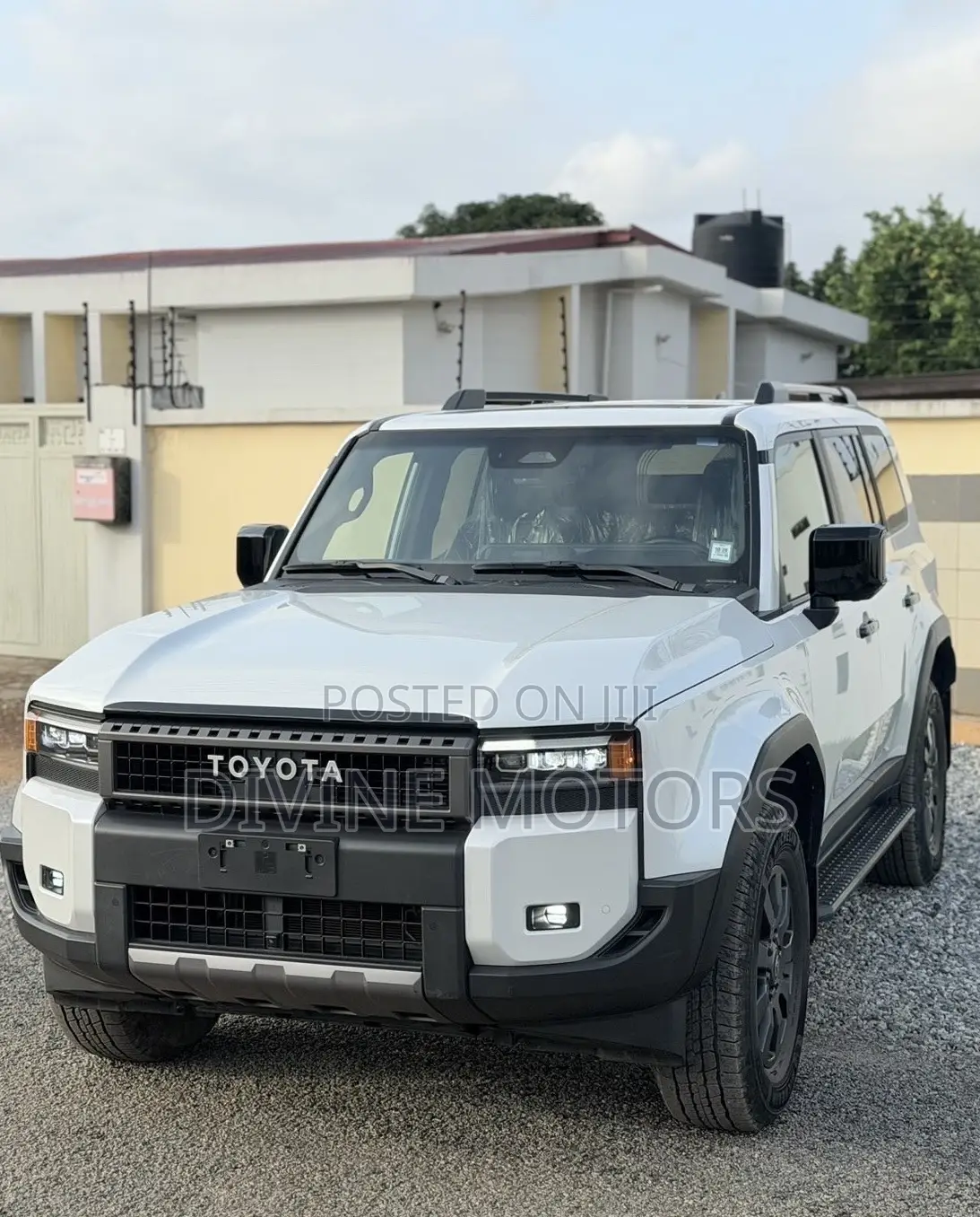 Toyota Land Cruiser First Edition 2026 White